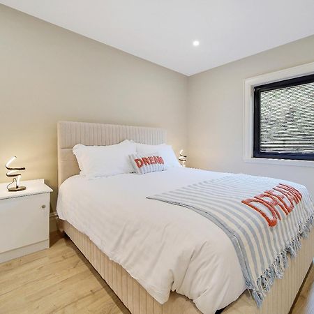 Seaview Lodge Apartment 'Sleeping 4 Guests' Rockstown エクステリア 写真