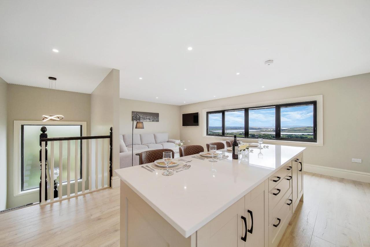 Seaview Lodge Apartment 'Sleeping 4 Guests' Rockstown エクステリア 写真