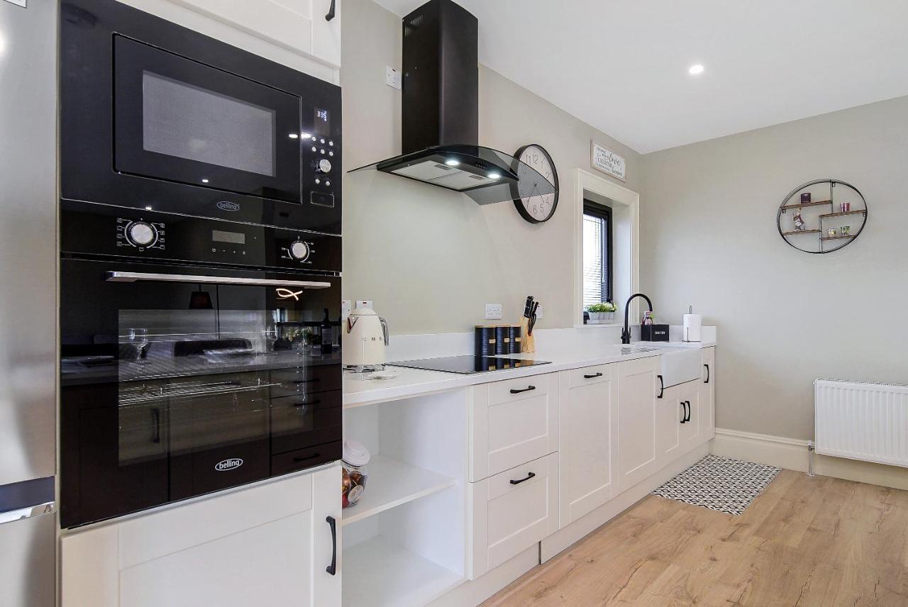 Seaview Lodge Apartment 'Sleeping 4 Guests' Rockstown エクステリア 写真