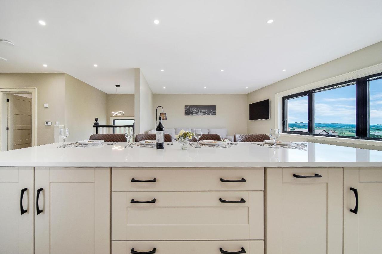 Seaview Lodge Apartment 'Sleeping 4 Guests' Rockstown エクステリア 写真