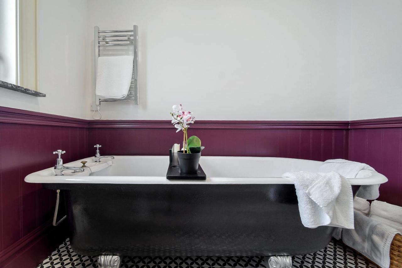 Seaview Lodge Apartment 'Sleeping 4 Guests' Rockstown エクステリア 写真