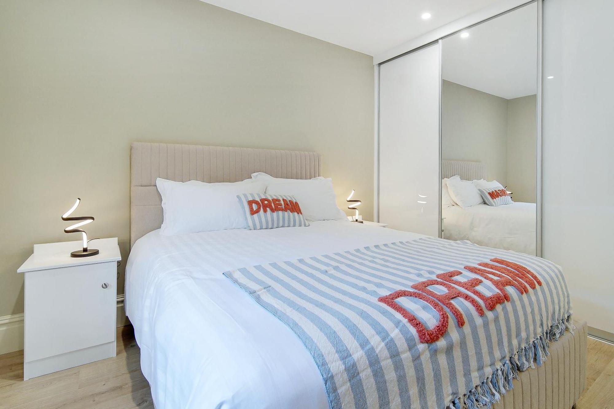 Seaview Lodge Apartment 'Sleeping 4 Guests' Rockstown エクステリア 写真