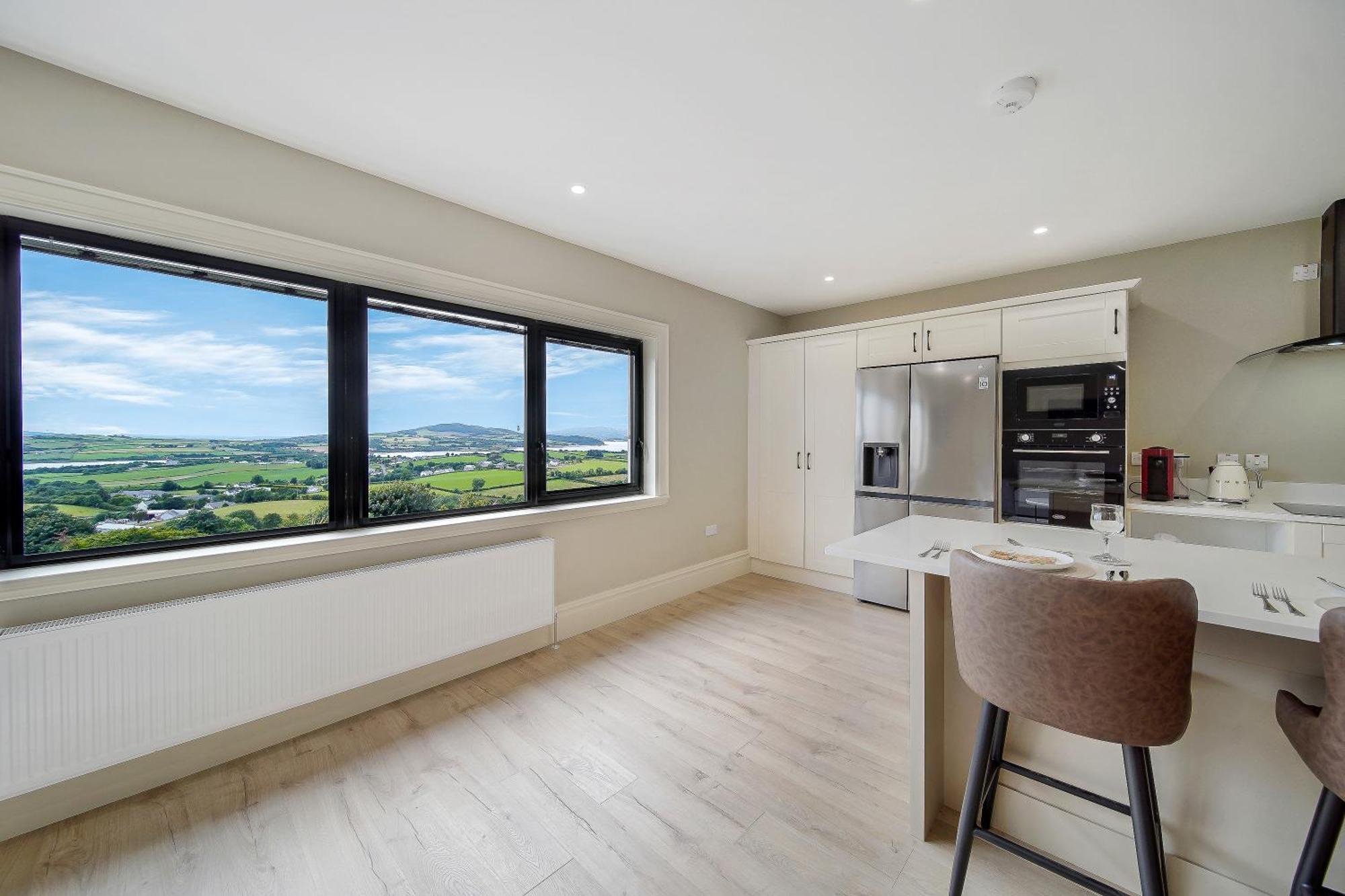Seaview Lodge Apartment 'Sleeping 4 Guests' Rockstown エクステリア 写真