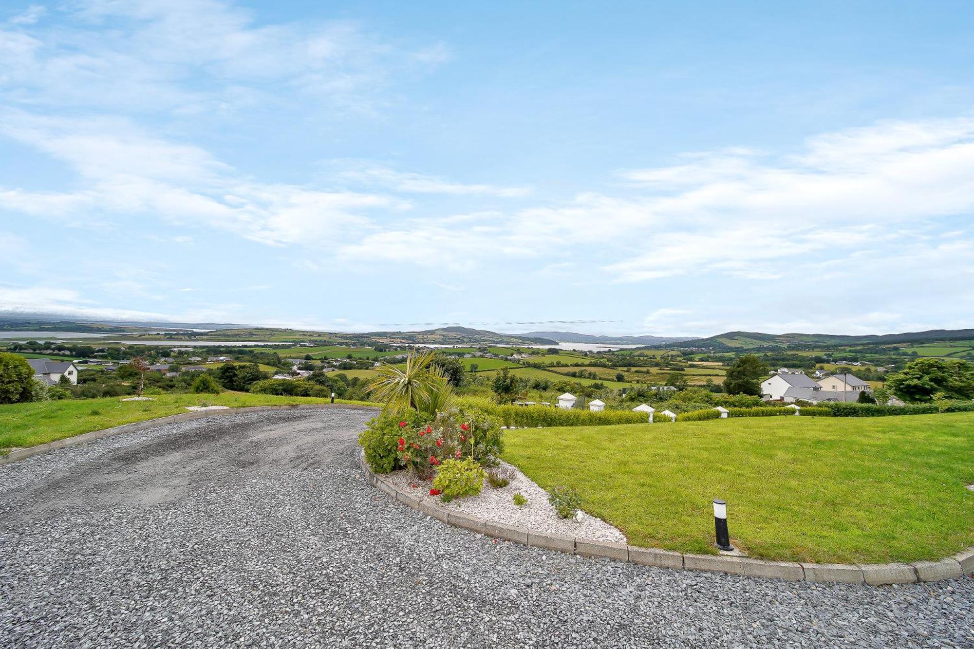 Seaview Lodge Apartment 'Sleeping 4 Guests' Rockstown エクステリア 写真
