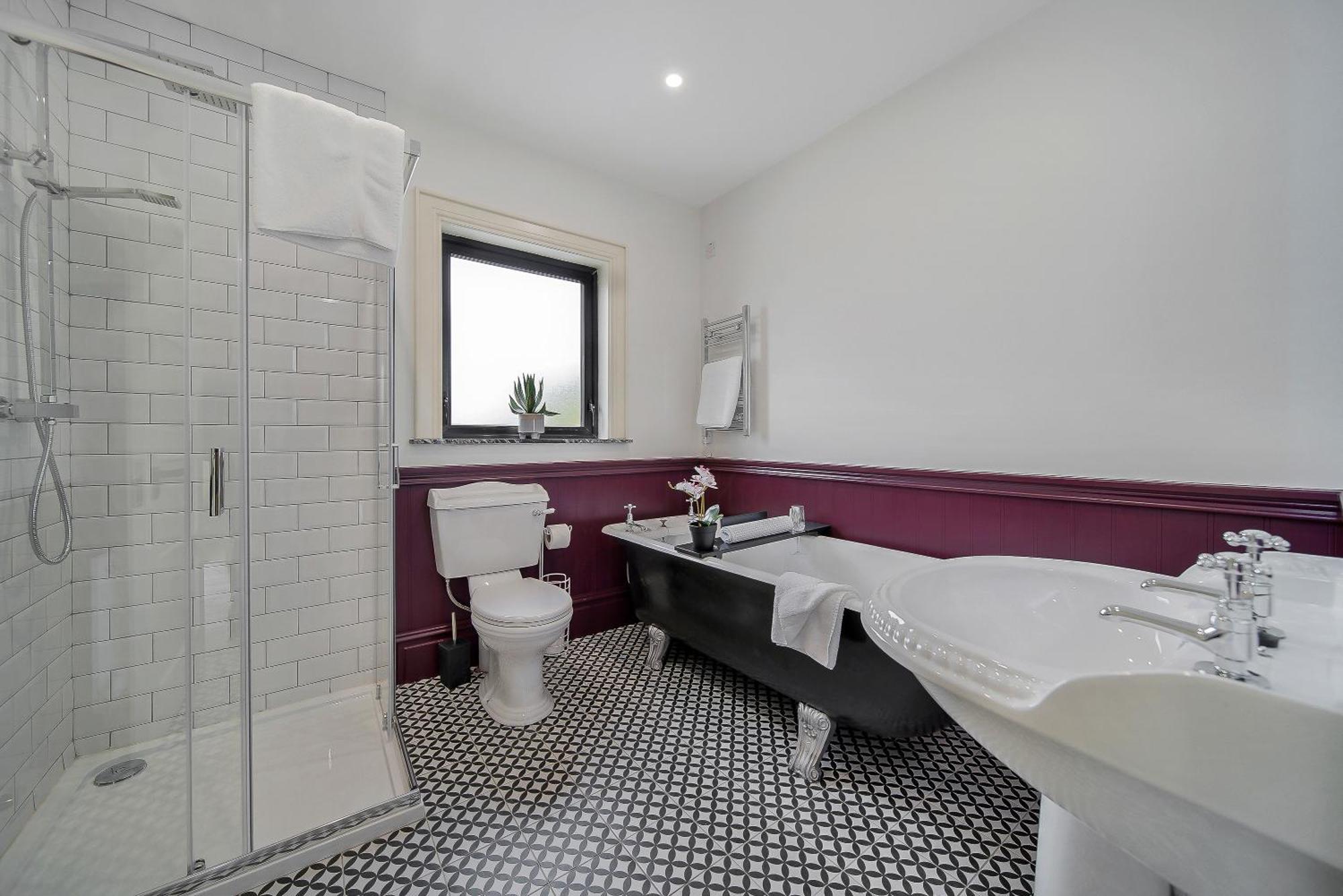 Seaview Lodge Apartment 'Sleeping 4 Guests' Rockstown エクステリア 写真