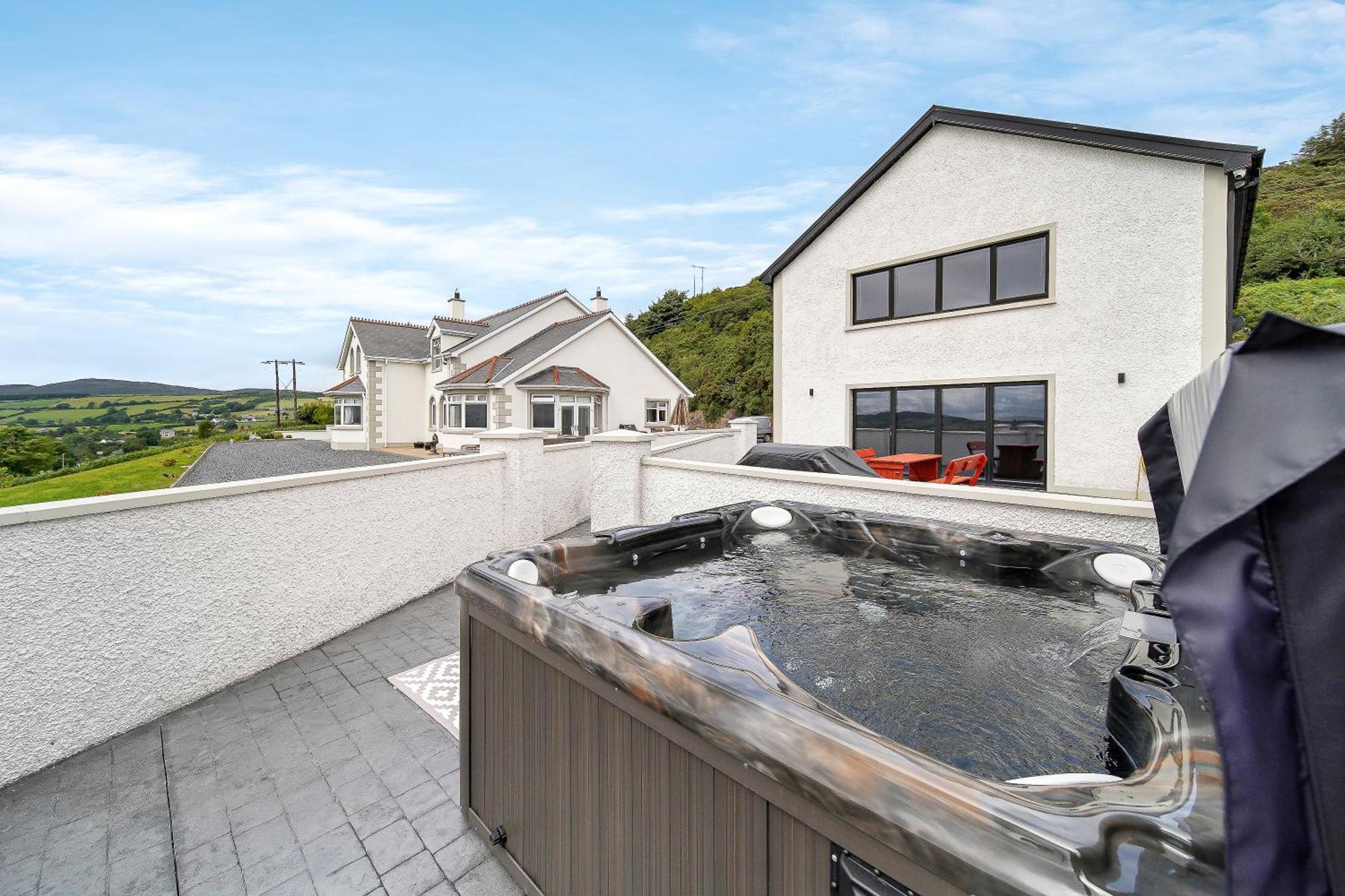 Seaview Lodge Apartment 'Sleeping 4 Guests' Rockstown エクステリア 写真